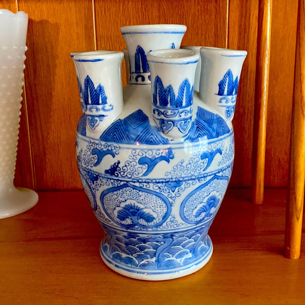 7 finger tulip vase